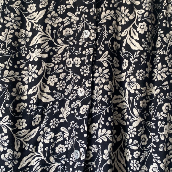 J.Crew XS Prairie Floral Drapey Button-Up Top - Picture 8 of 13